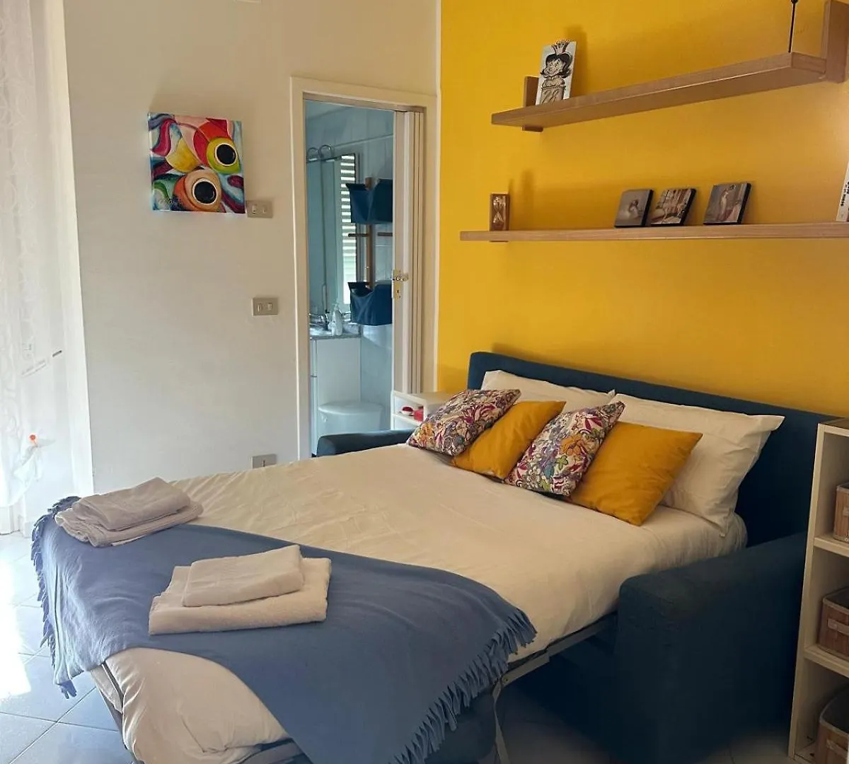 Entire Apartment With Balcony Sea View 300Mt From The Beach Borghetto Santo Spirito Italy